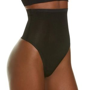 SKIMS Power Mesh High Waisted Thong black
